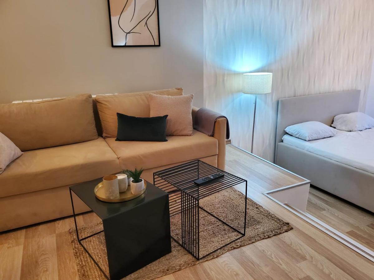 Sleep&drive premium Apartment SJJ Exterior foto